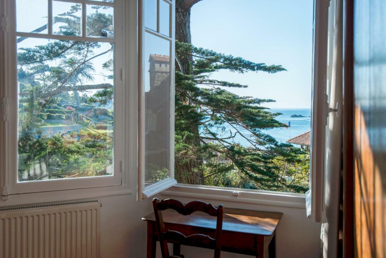Villa la Pinède à Dinard Extérieur photo